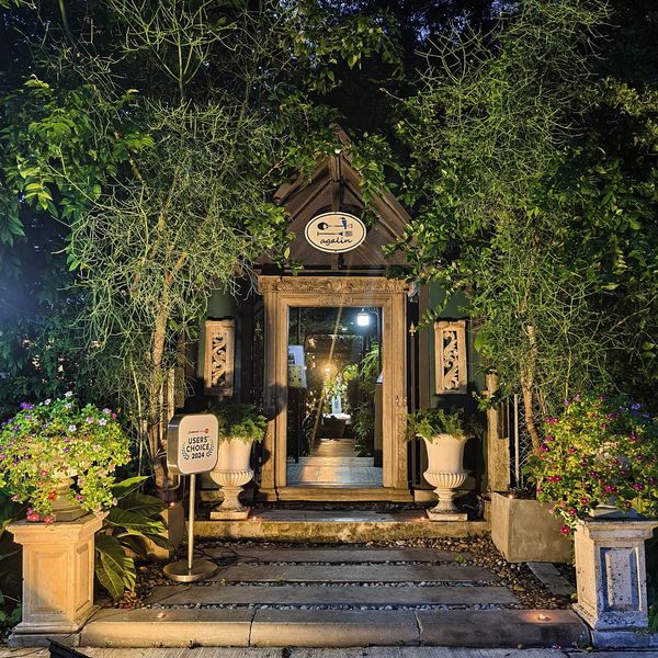 Agalin Garden Room: สวรรค์แห่งการพักผ่อนและถ่ายรูปใจกลางสมุทรปราการ